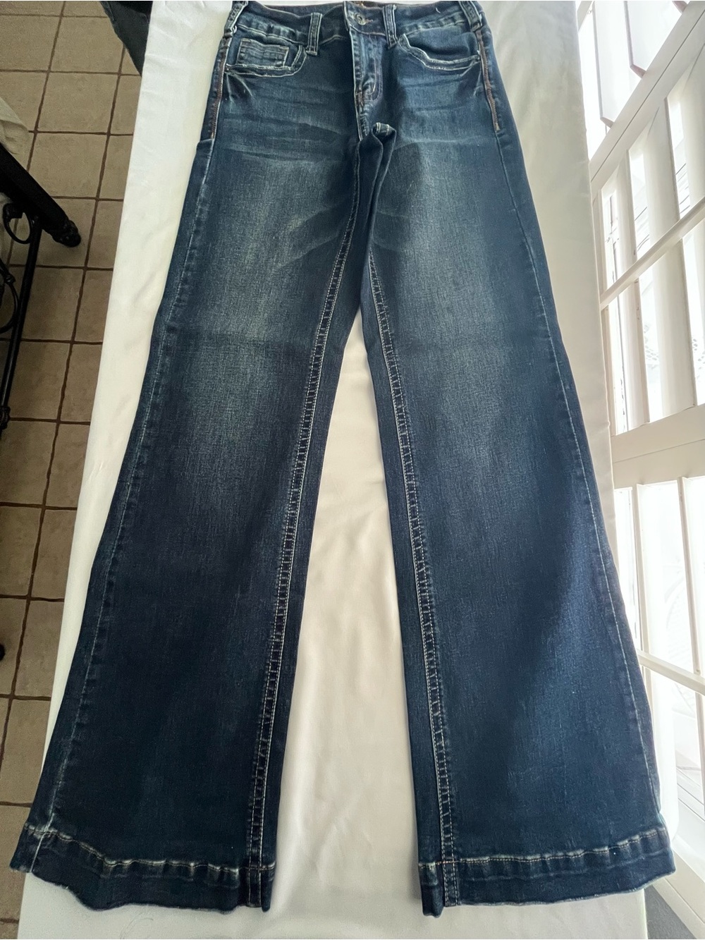 Lucky & Blessed High-Rise Wide-Leg Women’s Jeans in Dark Blue size 6